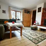 Dom wakacyjny Szeruskert Vendeghaz