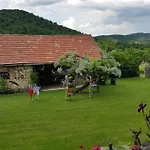 Szeruskert Vendeghaz Dom wakacyjny Szarvaskő
