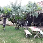 Szeruskert Vendeghaz *