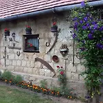 Szeruskert Vendeghaz Szarvaskő