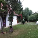 Szeruskert Vendeghaz Dom wakacyjny *