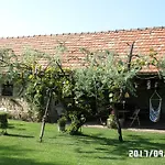 Szeruskert Vendeghaz Dom wakacyjny Szarvaskő