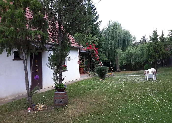 Szeruskert Vendeghaz 펜션 *