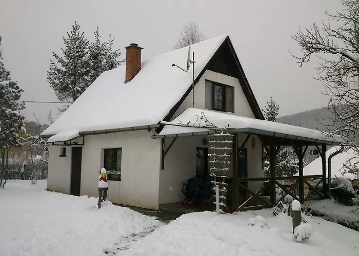 Szeruskert Vendeghaz 펜션 Szarvaskő